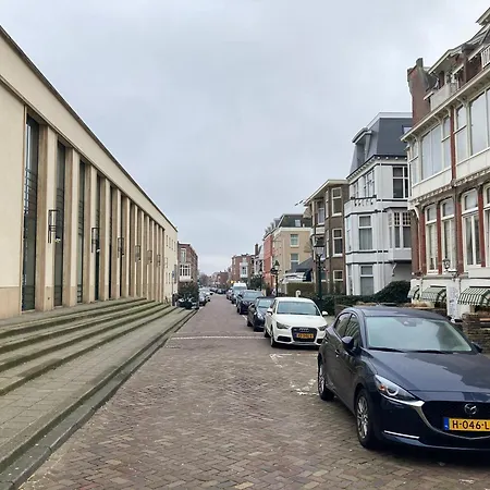 Poseidon Scheveningen Szálloda *